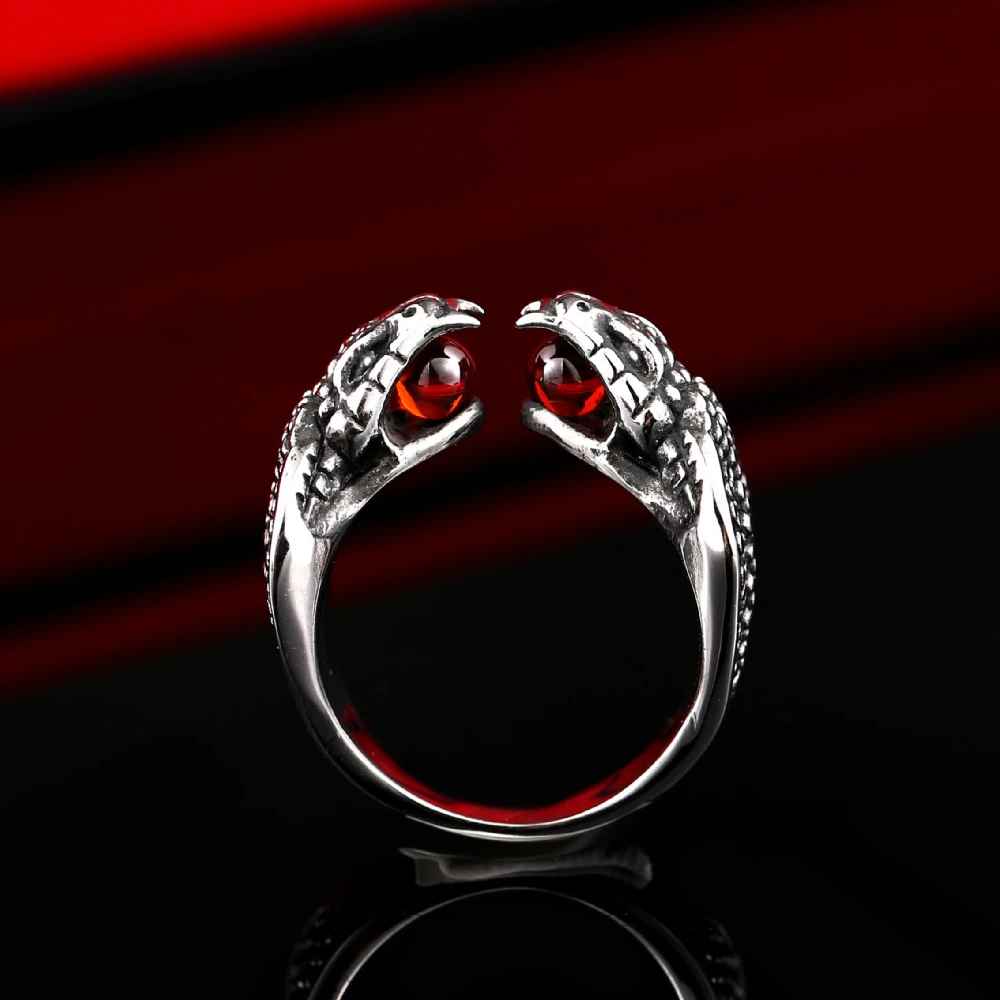 Bague Serpent Gothique