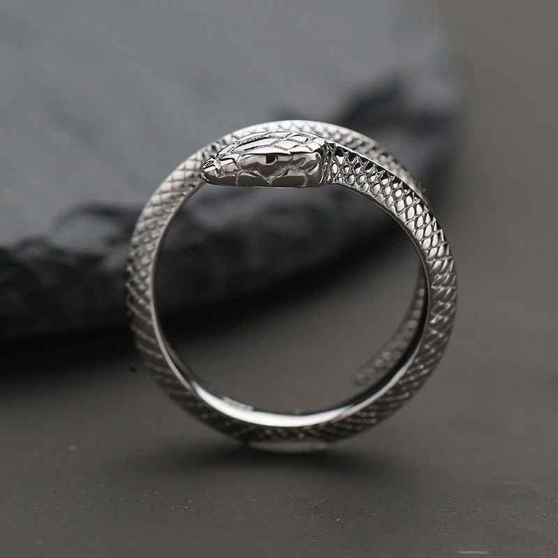 Bague Serpent Acier