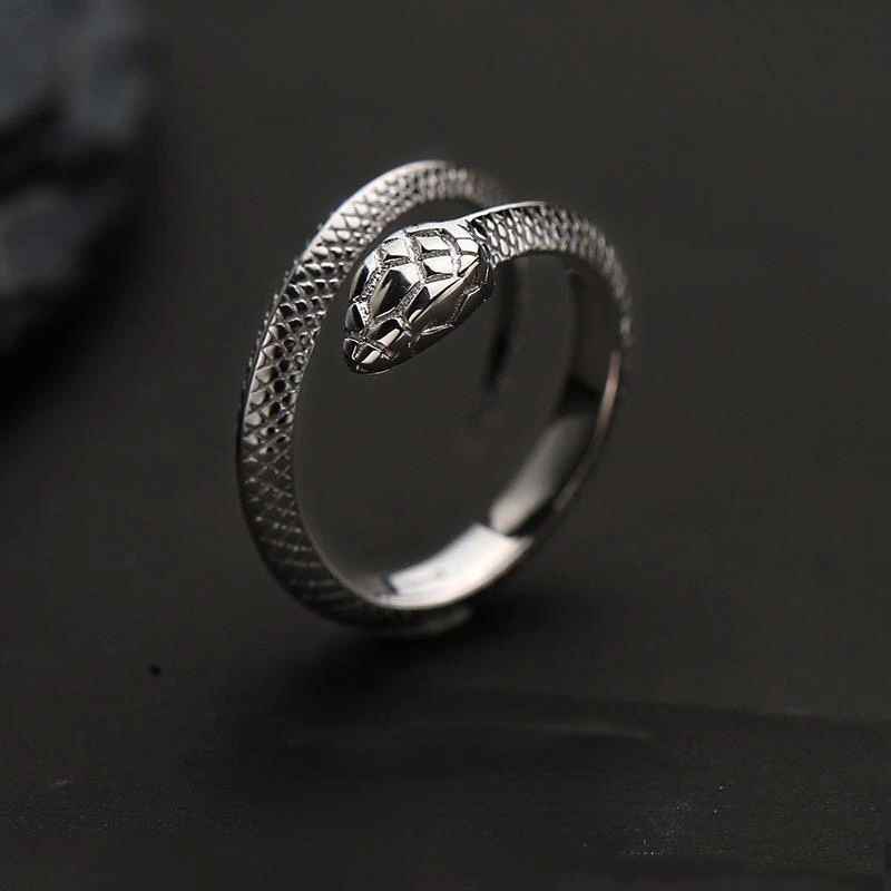 Bague Serpent Acier