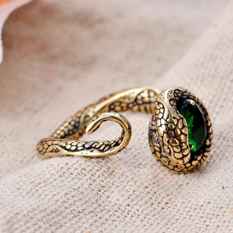 Bague Serpent Jade